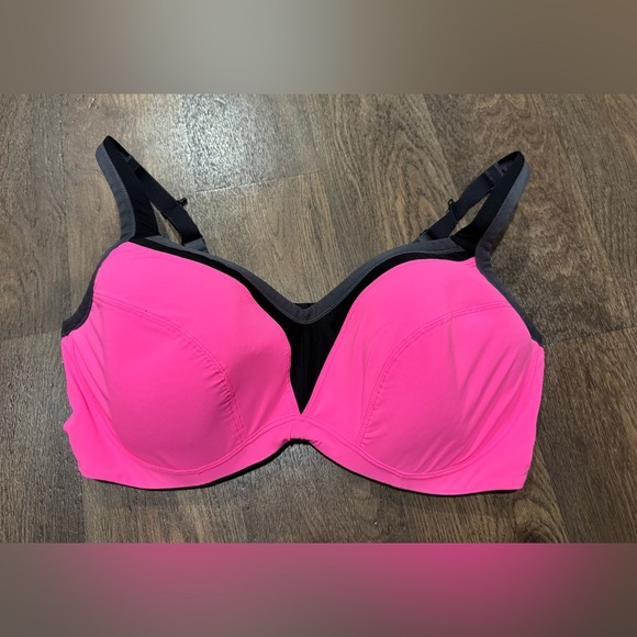 Torrid Active Sports Bra Size 44DD Convertible J-Hook Underwire Pink Black - Picture 2 of 8